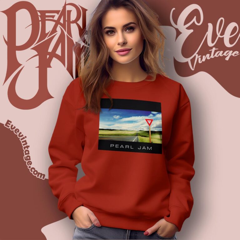 1998 Pearl Jam Yield Parking Lot Tour Shirt Sweatshirt 1998 Pearl Jam Yield Parking Lot Tour Shirt Sweatshirt