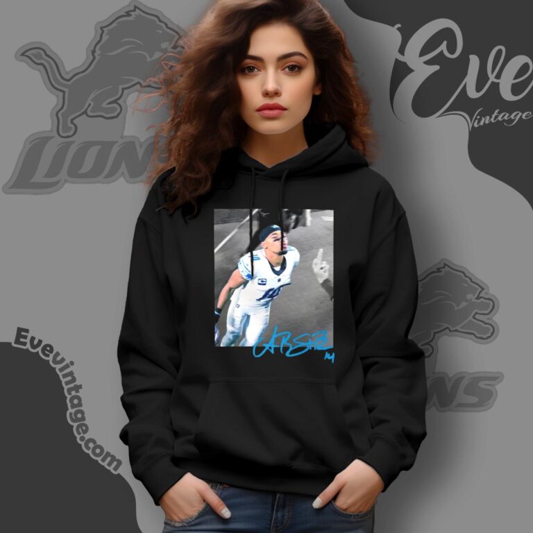 Amon Ra St Brown Gameday With Green Bay Fan Shirt Hoodie Amon Ra St Brown Gameday With Green Bay Fan Shirt Hoodie