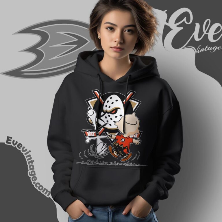 Anaheim Ducks Charlie Brown Snoopy Happy Dancing Shirt Hoodie Anaheim Ducks Charlie Brown Snoopy Happy Dancing Shirt Hoodie