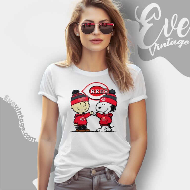 Charlie Brown And Snoopy Cincinnati Reds Shirt Women T Shirt Charlie Brown And Snoopy Cincinnati Reds Shirt Women T Shirt