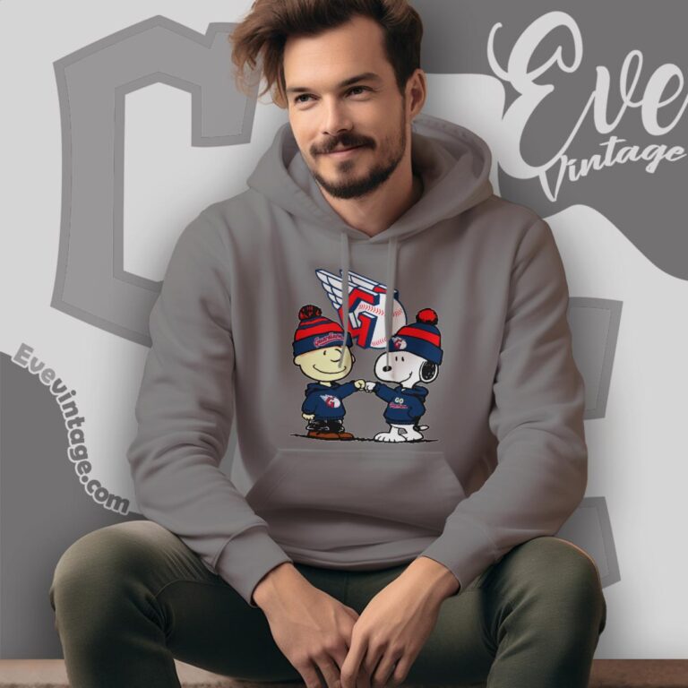 Charlie Brown And Snoopy Cleveland Guardians Shirt Hoodie Charlie Brown And Snoopy Cleveland Guardians Shirt Hoodie