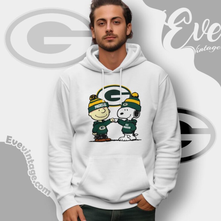 Charlie Brown And Snoopy Green Bay Packers Shirt Hoodie Charlie Brown And Snoopy Green Bay Packers Shirt Hoodie