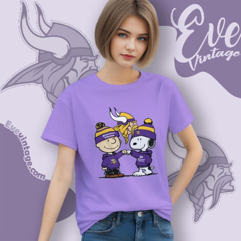 Charlie Brown And Snoopy Minnesota Vikings Shirt Women T Shirt Charlie Brown And Snoopy Minnesota Vikings Shirt Women T Shirt
