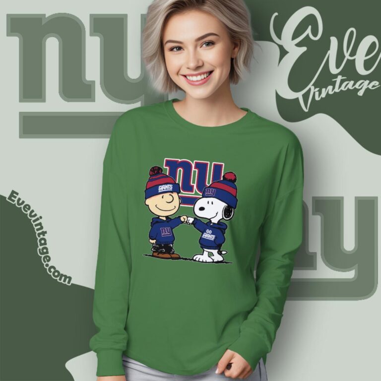 Charlie Brown And Snoopy New York Giants Shirt Long Sleeve Tee Charlie Brown And Snoopy New York Giants Shirt Long Sleeve Tee