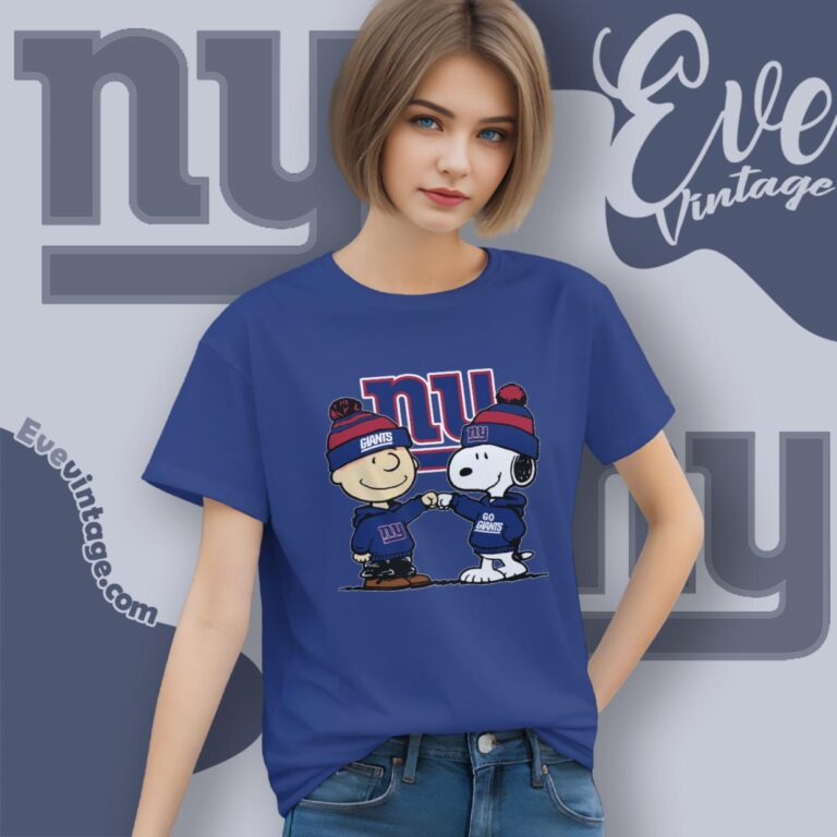 Charlie Brown And Snoopy New York Giants Shirt Women T Shirt Charlie Brown And Snoopy New York Giants Shirt Women T Shirt