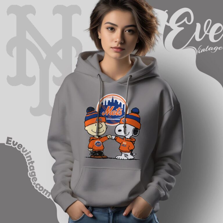 Charlie Brown And Snoopy New York Mets Shirt Hoodie Charlie Brown And Snoopy New York Mets Shirt Hoodie