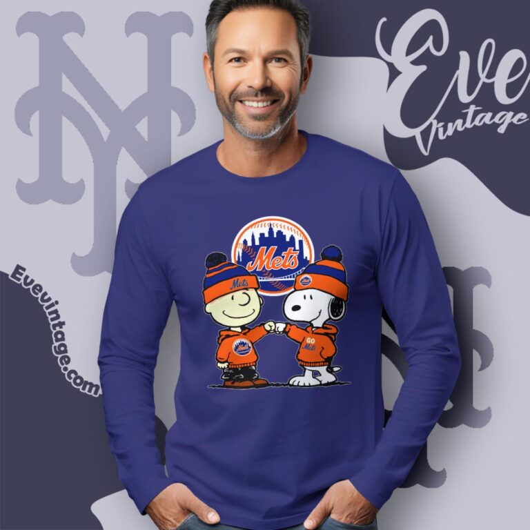 Charlie Brown And Snoopy New York Mets Shirt Long Sleeve Tee Charlie Brown And Snoopy New York Mets Shirt Long Sleeve Tee