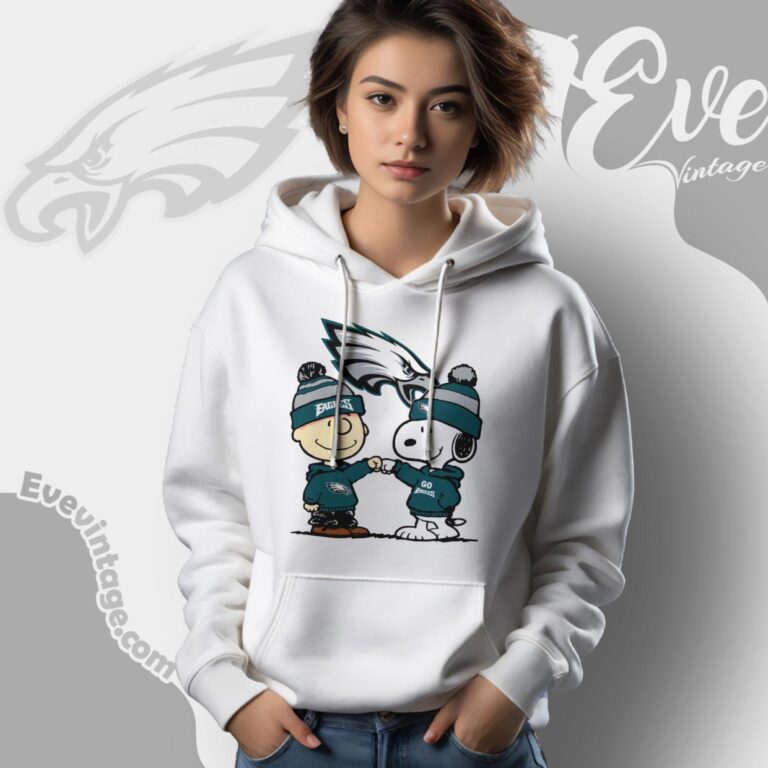 Charlie Brown And Snoopy Philadelphia Eagles Shirt Hoodie Charlie Brown And Snoopy Philadelphia Eagles Shirt Hoodie