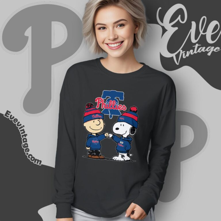 Charlie Brown And Snoopy Philadelphia Phillies Shirt Long Sleeve Tee Charlie Brown And Snoopy Philadelphia Phillies Shirt Long Sleeve Tee