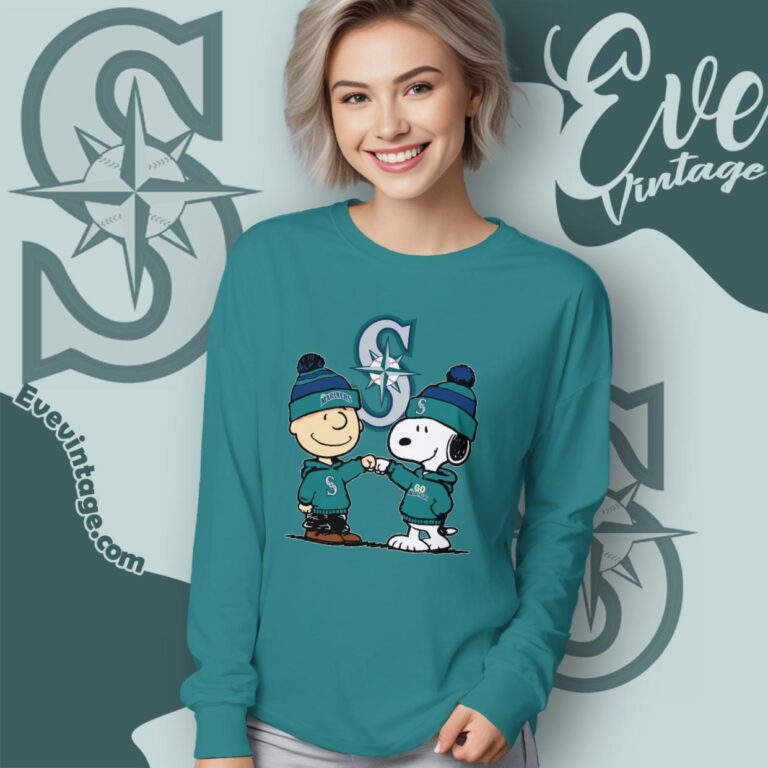 Charlie Brown And Snoopy Seattle Mariners Shirt Long Sleeve Tee Charlie Brown And Snoopy Seattle Mariners Shirt Long Sleeve Tee