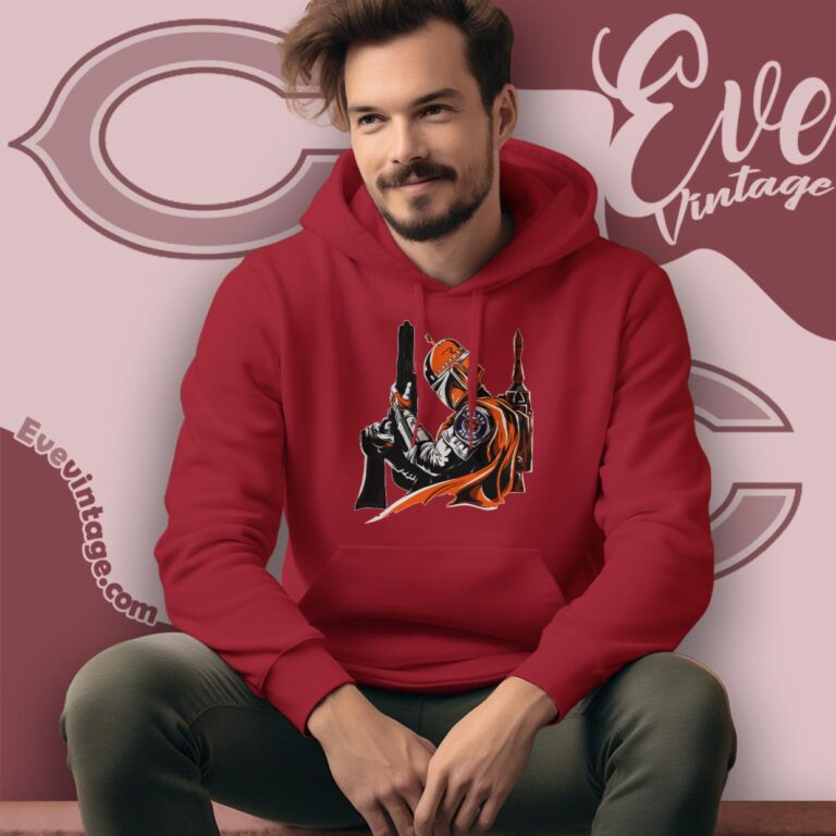 Chicago Bears Mandalorian Star Wars Shirt Hoodie Chicago Bears Mandalorian Star Wars Shirt Hoodie