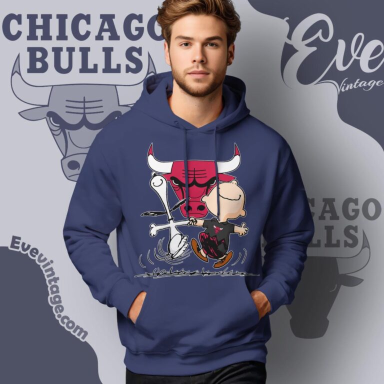 Chicago Bulls Charlie Brown Snoopy Happy Dancing Shirt Hoodie Chicago Bulls Charlie Brown Snoopy Happy Dancing Shirt Hoodie