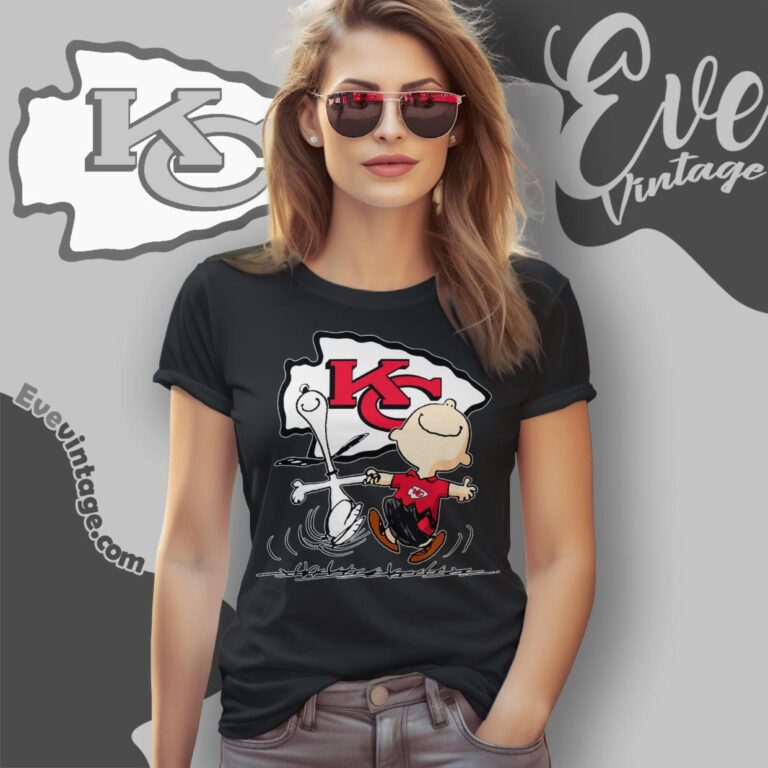 Kansas City Chiefs Charlie Brown Snoopy Happy Dancing Shirt Women T Shirt Kansas City Chiefs Charlie Brown Snoopy Happy Dancing Shirt Women T Shirt