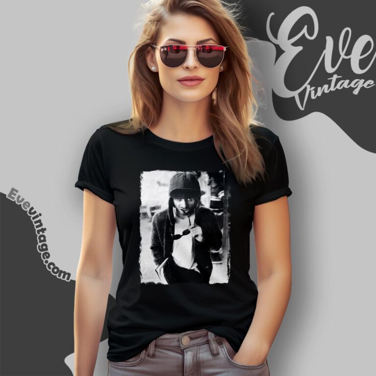 Kurt Cobain Nirvanas Nevermind Poster Shirt Women T shirt Kurt Cobain Nirvanas Nevermind Poster Shirt Women T shirt
