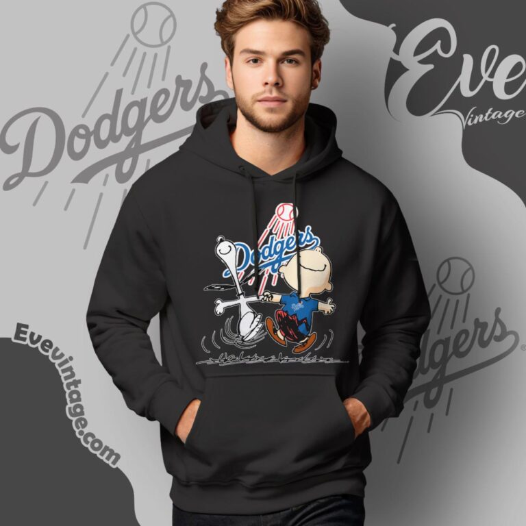 Los Angeles Dodgers Charlie Brown Snoopy Happy Dancing Shirt Hoodie Los Angeles Dodgers Charlie Brown Snoopy Happy Dancing Shirt Hoodie