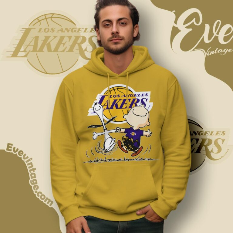 Los Angeles Lakers Charlie Brown Snoopy Happy Dancing Shirt Hoodie Los Angeles Lakers Charlie Brown Snoopy Happy Dancing Shirt Hoodie