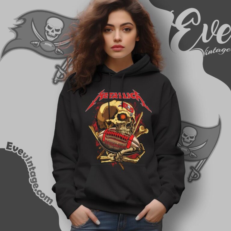 Metallica Tampa Bay Buccaneers Skull Shirt Hoodie Metallica Tampa Bay Buccaneers Skull Shirt Hoodie