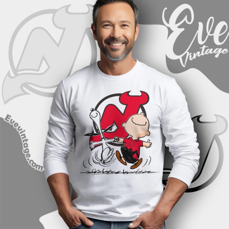 New Jersey Devils Charlie Brown Snoopy Happy Dancing Shirt Long Sleeve Tee New Jersey Devils Charlie Brown Snoopy Happy Dancing Shirt Long Sleeve Tee