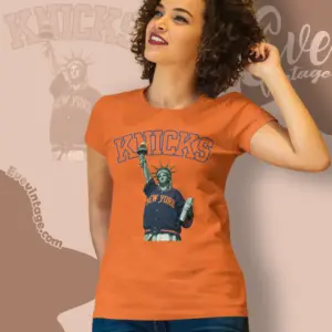 New York Knicks Championship Statue Of Liberty Women T shirt