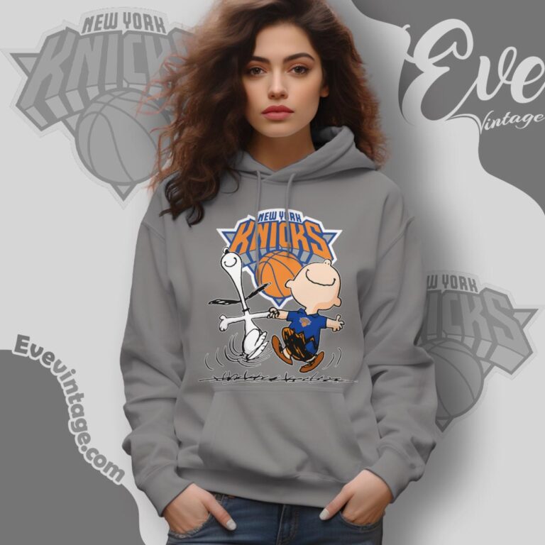 New York Knicks Charlie Brown Snoopy Happy Dancing Shirt Hoodie New York Knicks Charlie Brown Snoopy Happy Dancing Shirt Hoodie