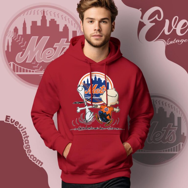 New York Mets Charlie Brown Snoopy Happy Dancing Shirt Hoodie New York Mets Charlie Brown Snoopy Happy Dancing Shirt Hoodie