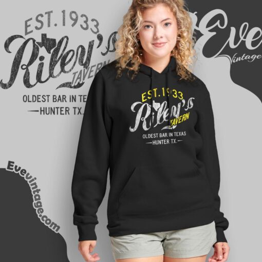 Vintage Riley’s Tavern Shirt – Oldest Bar in Texas