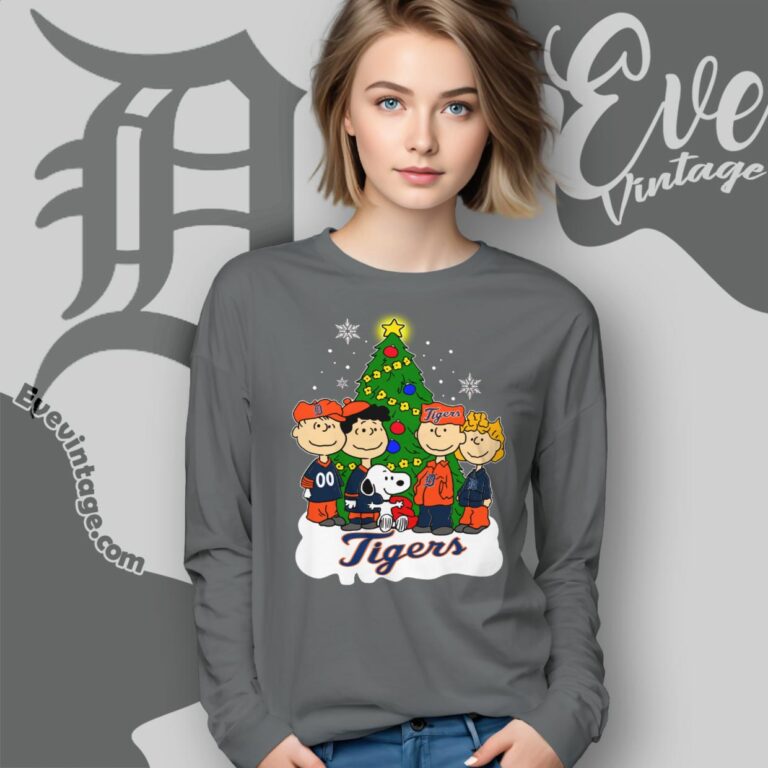 Snoopy And Friends Detroit Tigers Christmas Shirt Long Sleeve Tee Snoopy And Friends Detroit Tigers Christmas Shirt Long Sleeve Tee