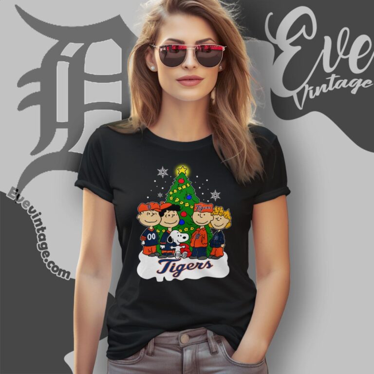 Snoopy And Friends Detroit Tigers Christmas Shirt Women T Shirt Snoopy And Friends Detroit Tigers Christmas Shirt Women T Shirt