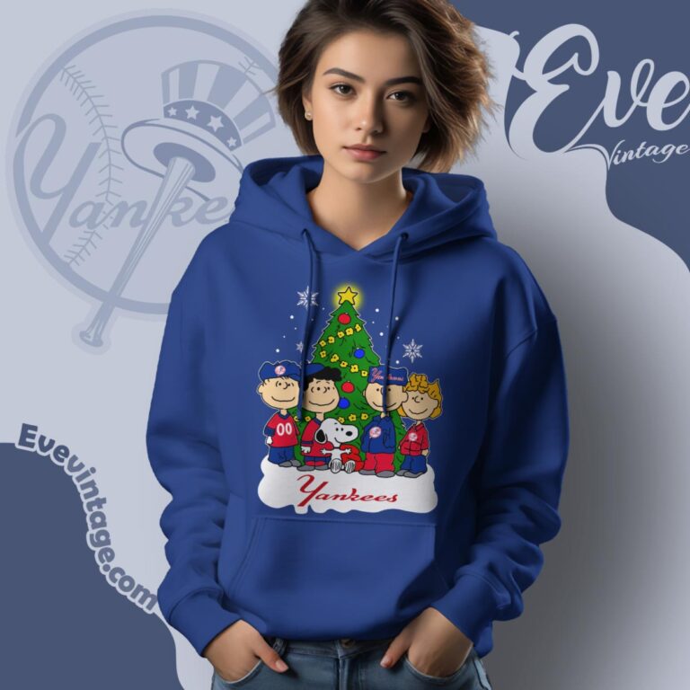Snoopy And Friends New York Yankees Christmas Shirt Hoodie Snoopy And Friends New York Yankees Christmas Shirt Hoodie