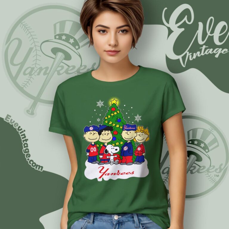 Snoopy And Friends New York Yankees Christmas Shirt Women T Shirt Snoopy And Friends New York Yankees Christmas Shirt Women T Shirt