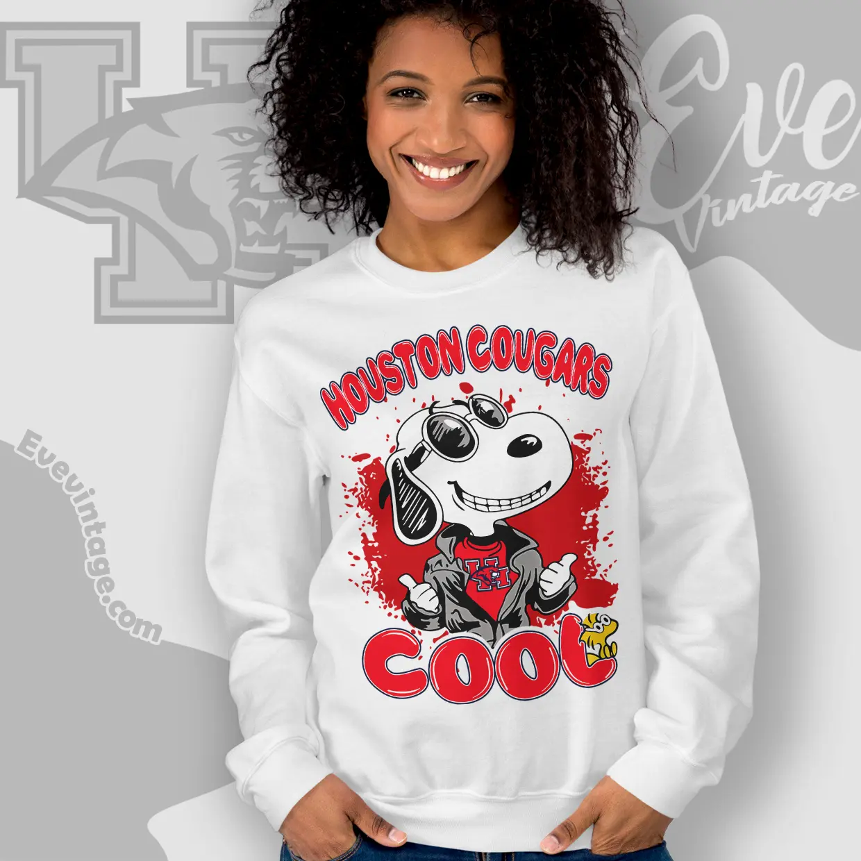 Snoopy Houston Cougars Cool Sweatshirt Snoopy Houston Cougars Cool Sweatshirt