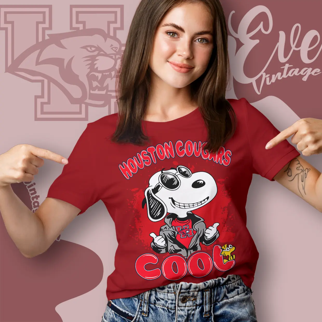 Snoopy Houston Cougars Cool Women T shirt Snoopy Houston Cougars Cool Women T shirt