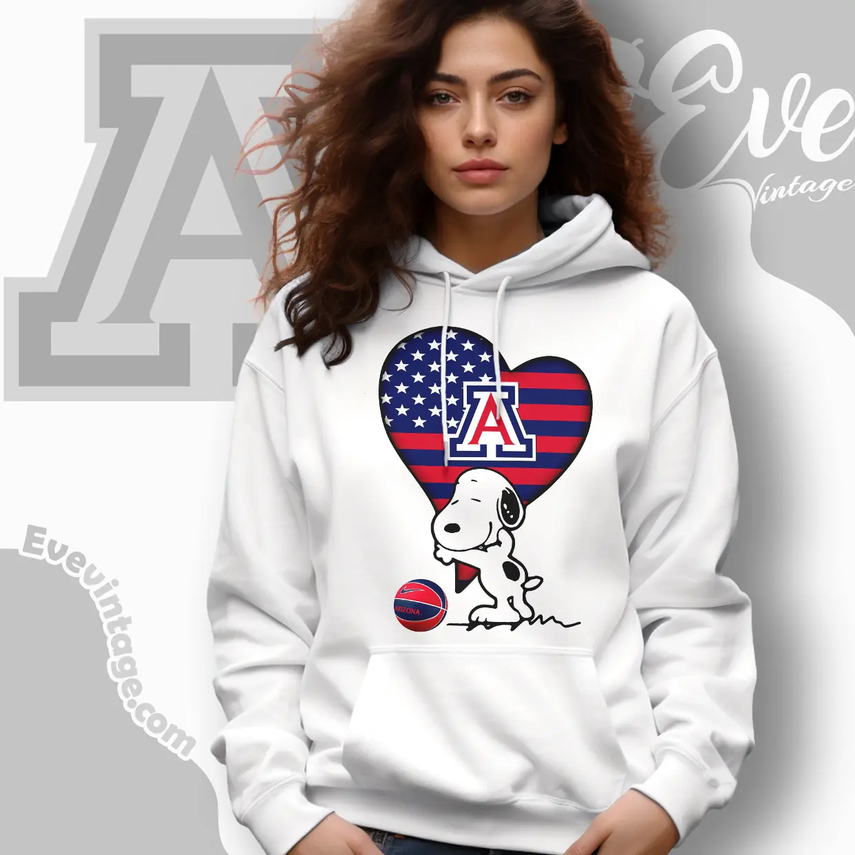 Snoopy Hugs Arizona Wildcats Heart Hoodie Snoopy Hugs Arizona Wildcats Heart Hoodie