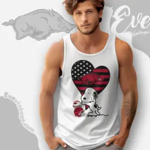 Snoopy Hugs Arkansas Razorbacks Heart Tank Top Racerback