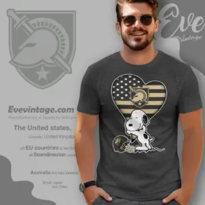 Snoopy Hugs Army Black Knights Heart Shirt T shirt