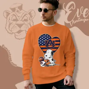 Snoopy Hugs Auburn Tigers Heart Sweatshirt