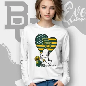 Snoopy Hugs Baylor Bears Heart Long Sleeve Tee