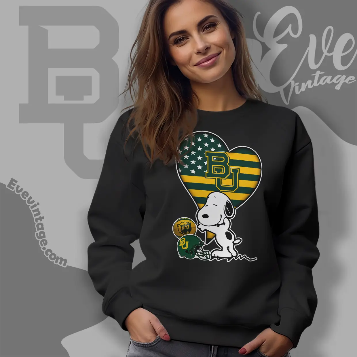Snoopy Hugs Baylor Bears Heart Sweatshirt Snoopy Hugs Baylor Bears Heart Sweatshirt
