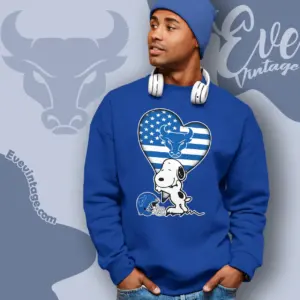 Snoopy Hugs Buffalo Bulls Heart Sweatshirt