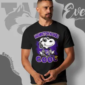 Snoopy Washington Huskies Cool T shirt