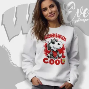 Snoopy Wisconsin Badgers Cool Sweatshirt