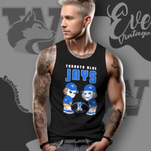 Toronto Blue Jays Peeing Los Angeles Dodgers Shirt