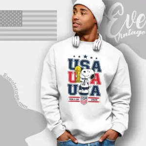 Usa World Cup Shirt Snoopy Holding Trophy Sweatshirt