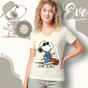 Vintage 90s Snoopy Joe E m t Shirt V Neck TShirt