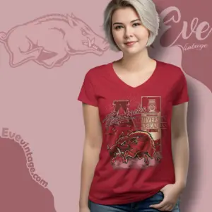 Vintage Arkansas Razorbacks Uark Mascot V Neck TShirt