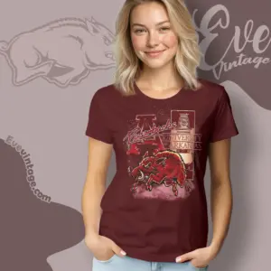 Vintage Arkansas Razorbacks Uark Mascot Women T shirt