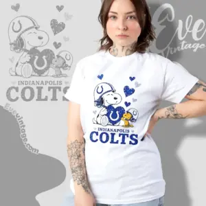 snoopy love indianapolis colts women t shirt
