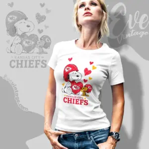 snoopy love kansas city chiefs women t shirt