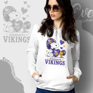 snoopy love minnesota vikings hoodie