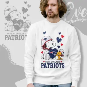 snoopy love new england patriots sweatshirt